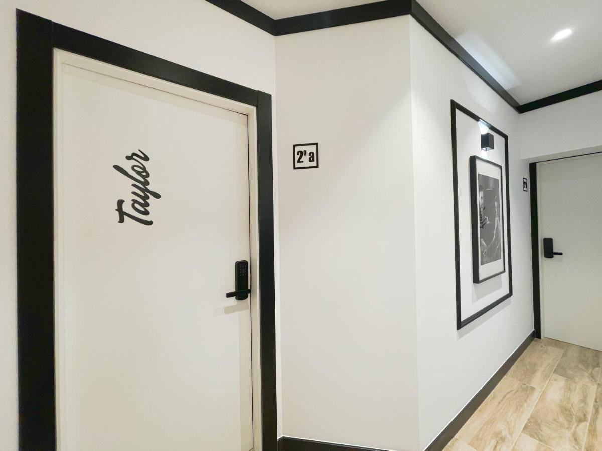 Apartamentos Mk77 Leon - Lancia Exterior foto